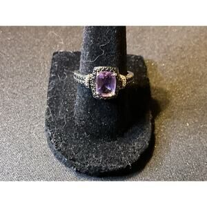 925 Sterling Silver Amethyst and Marcasite Size 7 Ring